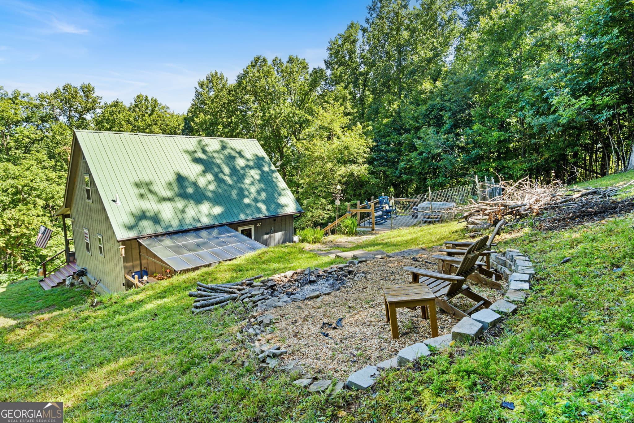 2 bedroom, 2 bathroom single family residence under contract at 566 Old Cherry Mountain Trail, Hayesville, NC 28904 — photo 4