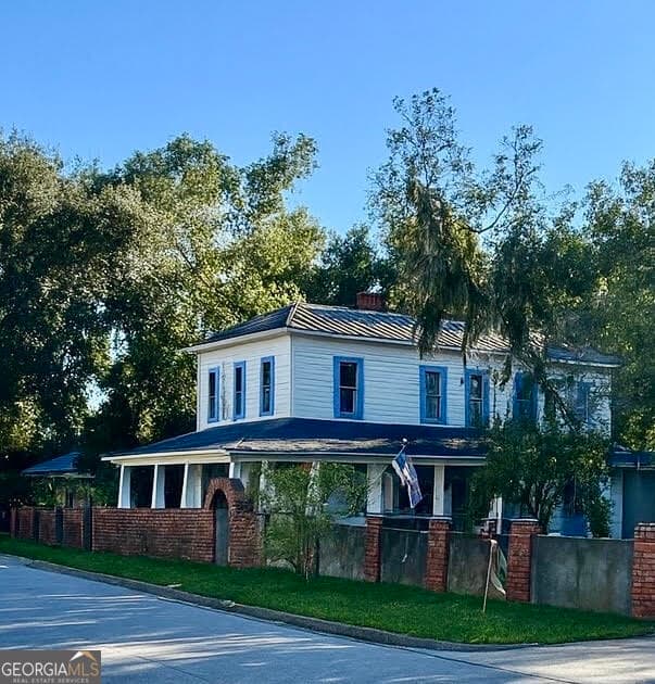 3 bedroom, 2 bathroom, 2,094 sq ft single family residence for sale at 2123 Ellis Street, Brunswick, GA 31520 — photo 2