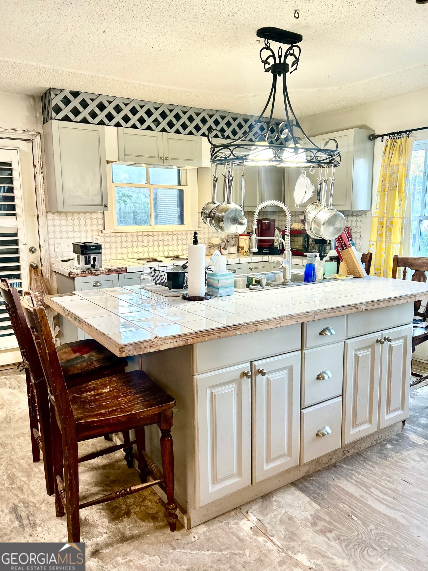 3 bedroom, 2 bathroom, 2,094 sq ft single family residence for sale at 2123 Ellis Street, Brunswick, GA 31520 — photo 7