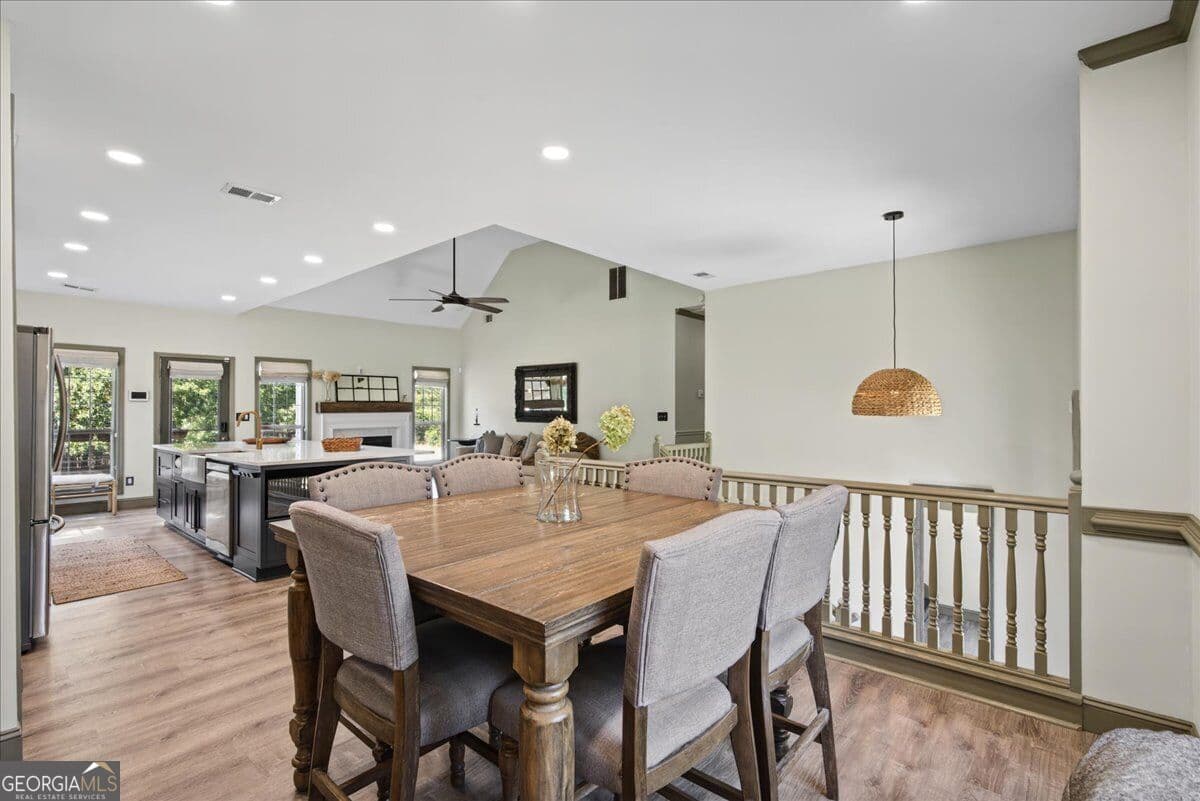 4 bedroom, 3 bathroom, 2,406 sq ft single family residence for sale at 136 Huntcliff Trail, Ellenwood, GA 30294 — photo 4