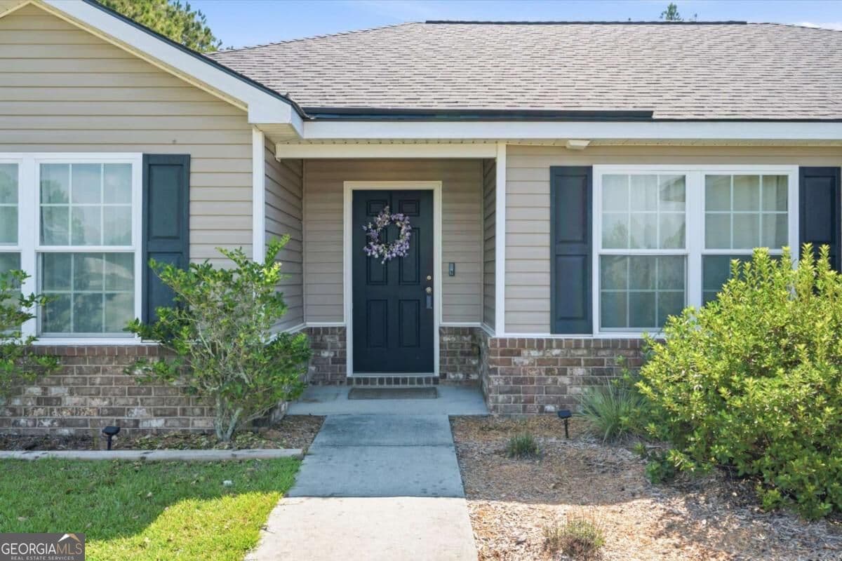 3 bedroom, 2 bathroom single family residence for sale at 460 Abigail Circle, Ellabell, GA 31308 — photo 5