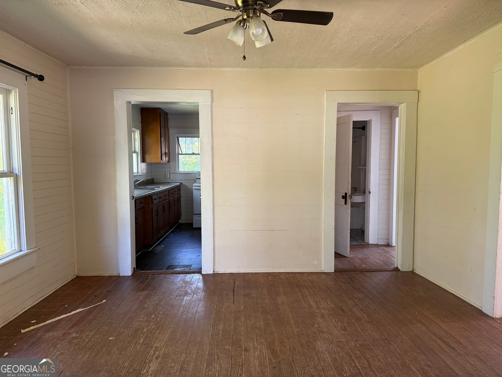 3 bedroom, 1 bathroom, 936 sq ft single family residence for sale at 314 E Louisiana Avenue, Soperton, GA 30457 — photo 5