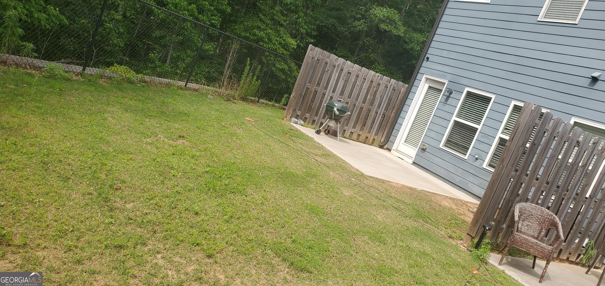 3 bedroom, 2.5 bathroom, 1,467 sq ft townhouse for sale at 4915 Lower Elm Street, Atlanta, GA 30349 — photo 4