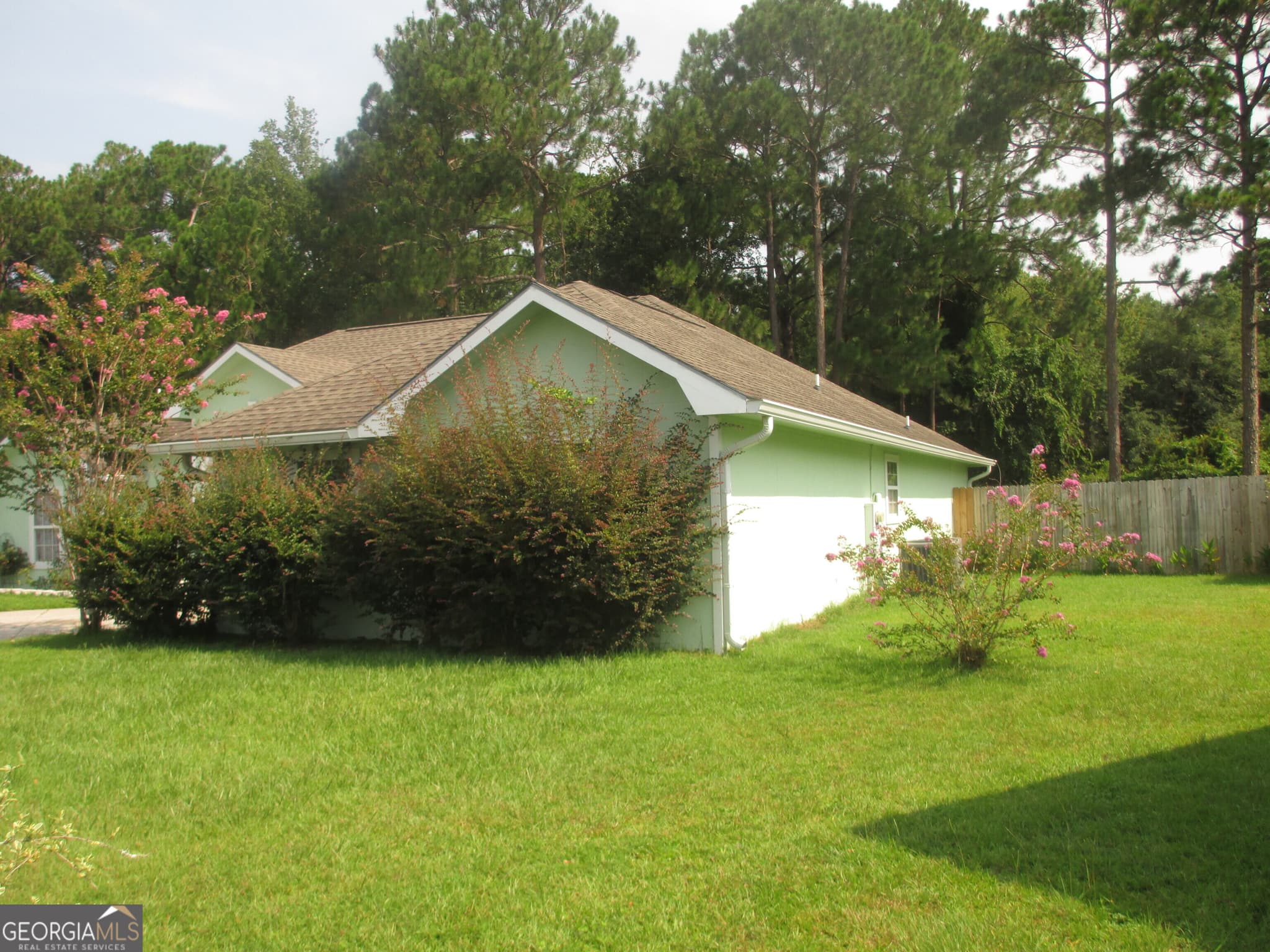 4 bedroom, 2 bathroom, 2,089 sq ft single family residence for sale at 108 Hibiscus Court, Kingsland, GA 31548 — photo 6