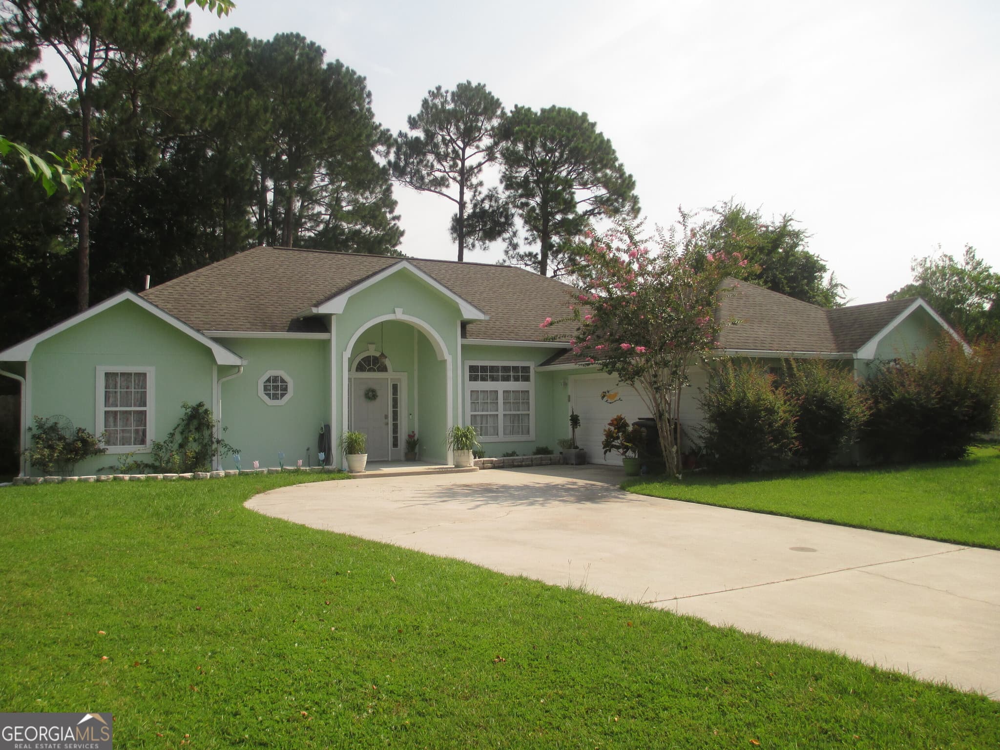 4 bedroom, 2 bathroom, 2,089 sq ft single family residence for sale at 108 Hibiscus Court, Kingsland, GA 31548 — photo 3