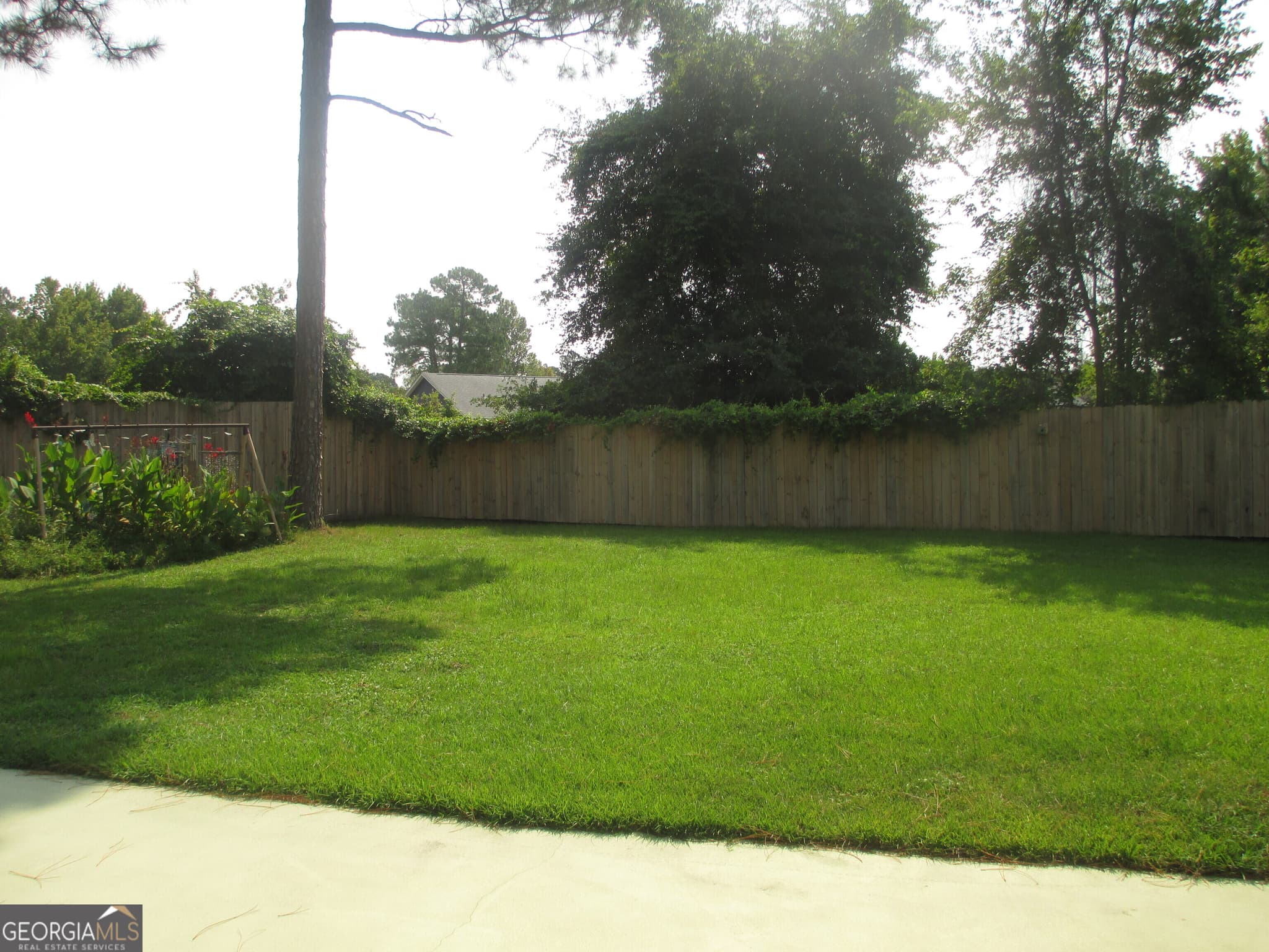 4 bedroom, 2 bathroom, 2,089 sq ft single family residence for sale at 108 Hibiscus Court, Kingsland, GA 31548 — photo 8