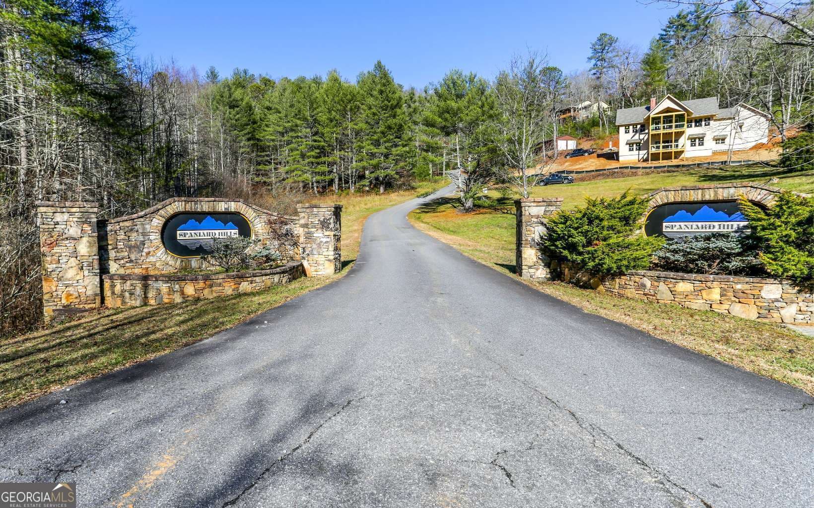 3 bedroom, 2.5 bathroom single family residence for sale at 1248 Spaniard Point Road, Hiawassee, GA 30546 — photo 3