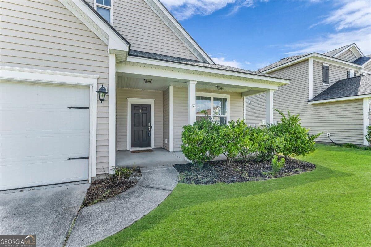 4 bedroom, 3 bathroom, 2,162 sq ft single family residence for sale at 413 Lions Den Drive, Pooler, GA 31322 — photo 6