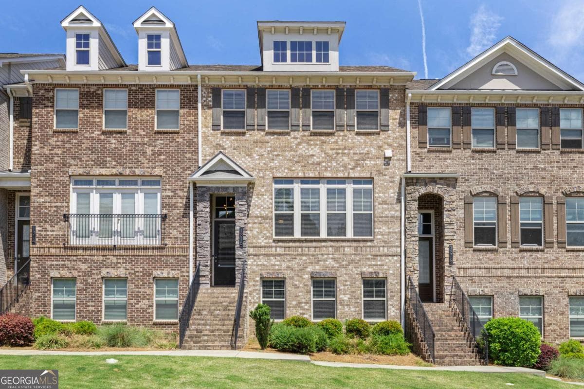 4 bedroom, 3.5 bathroom, 1,788 sq ft townhouse sold at 1316 Harris Way, Brookhaven, GA 30319