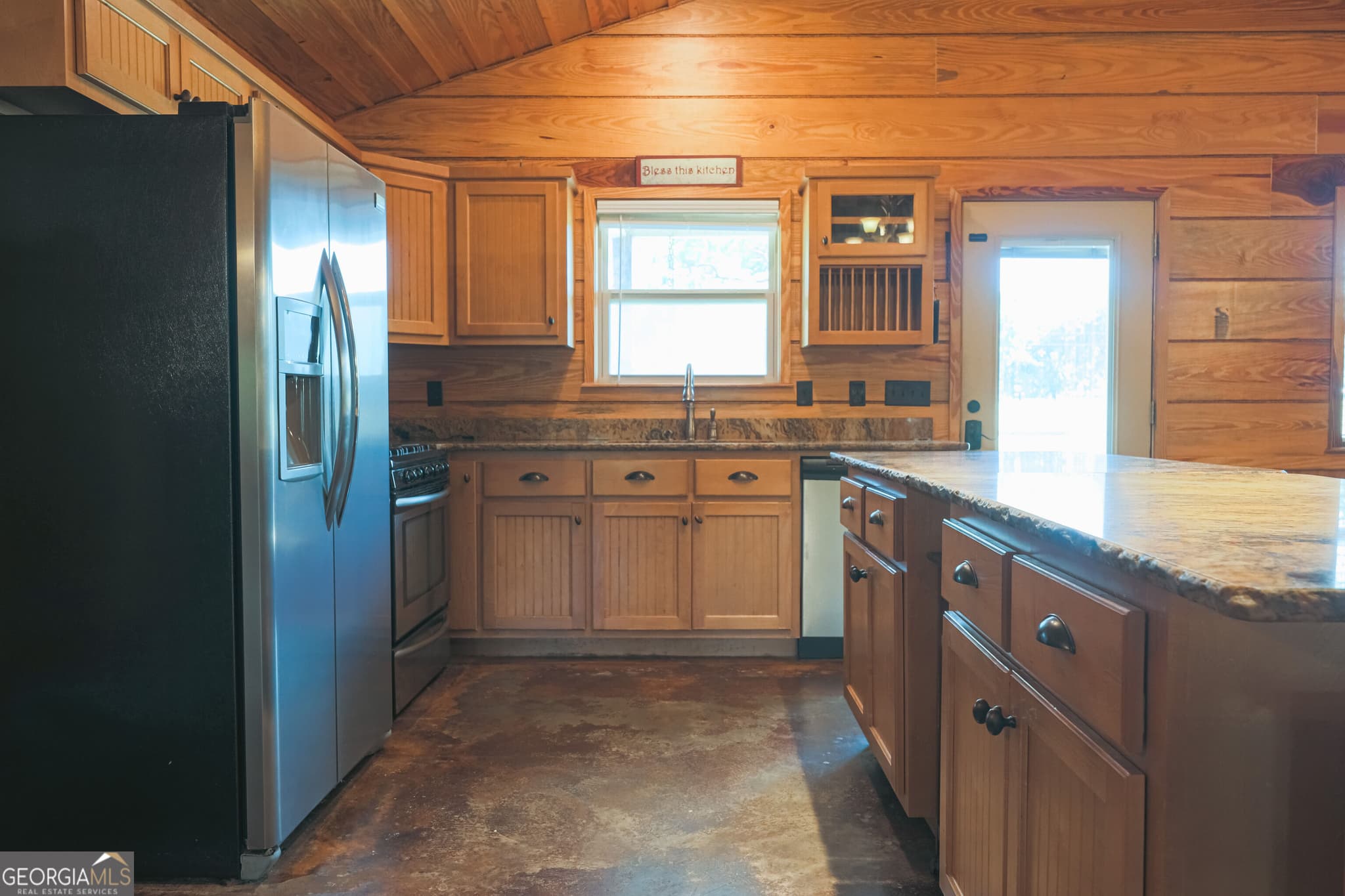 3 bedroom, 2 bathroom, 2,392 sq ft single family residence for sale at 3733 Oak Hill Road, Blackshear, GA 31516 — photo 8