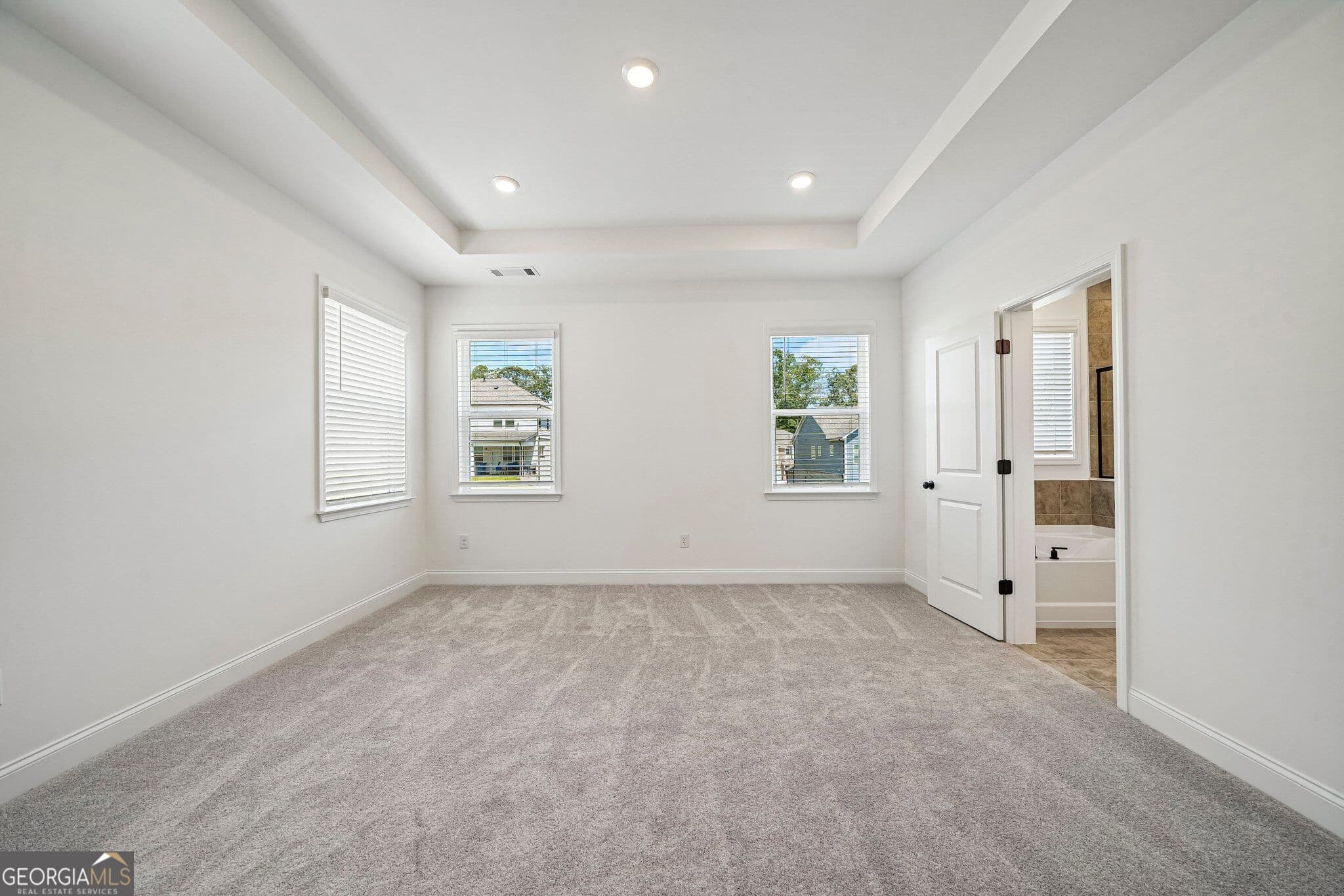 4 bedroom, 3.5 bathroom, 2,498 sq ft single family residence for sale at 1673 Caldwell Bend Lane, Dacula, GA 30019 — photo 5