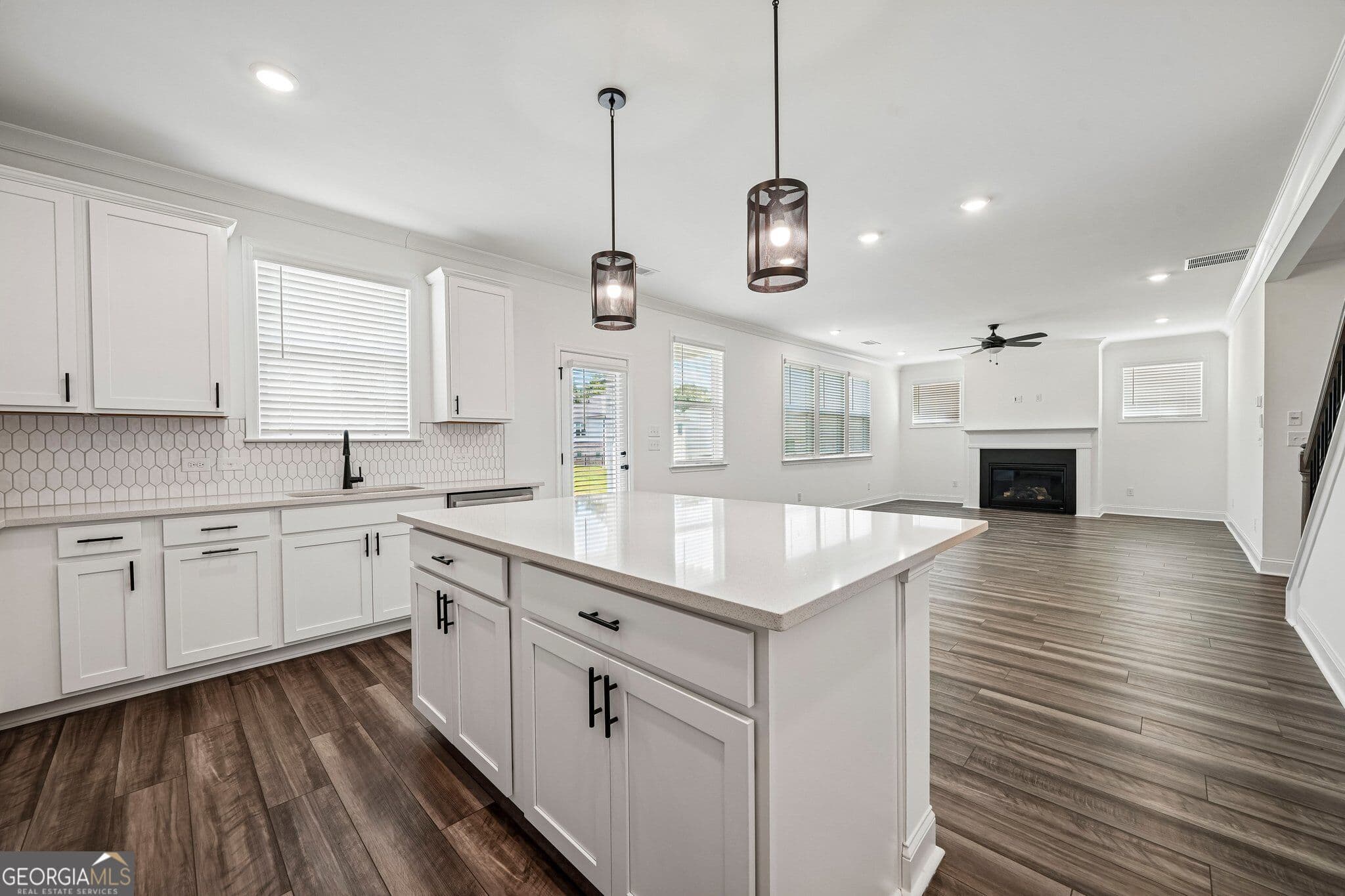 4 bedroom, 3.5 bathroom, 2,498 sq ft single family residence for sale at 1673 Caldwell Bend Lane, Dacula, GA 30019 — photo 8