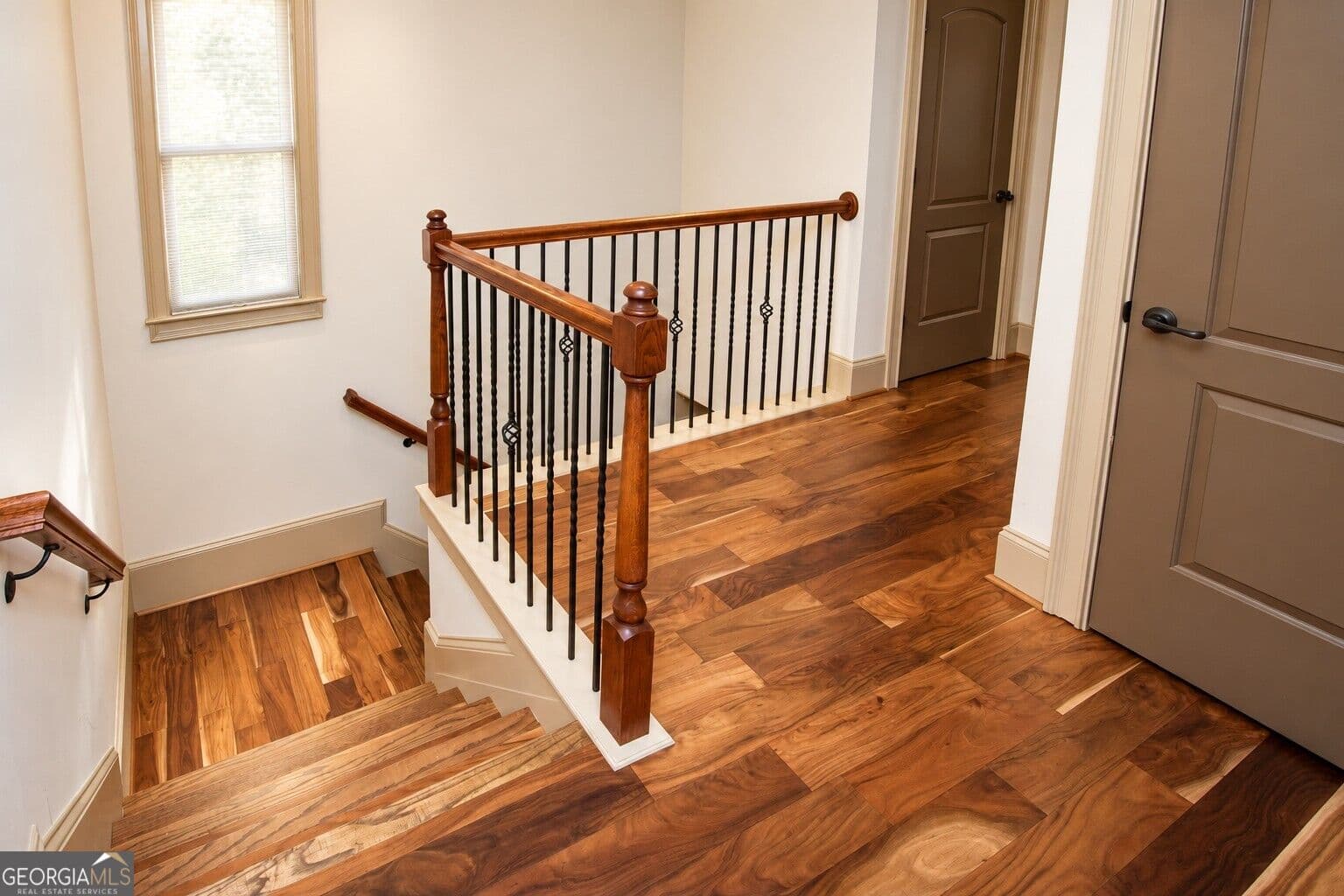 4 bedroom, 3.5 bathroom, 2,142 sq ft townhouse for sale at 3530 Atlanta Avenue, Hapeville, GA 30354 — photo 10