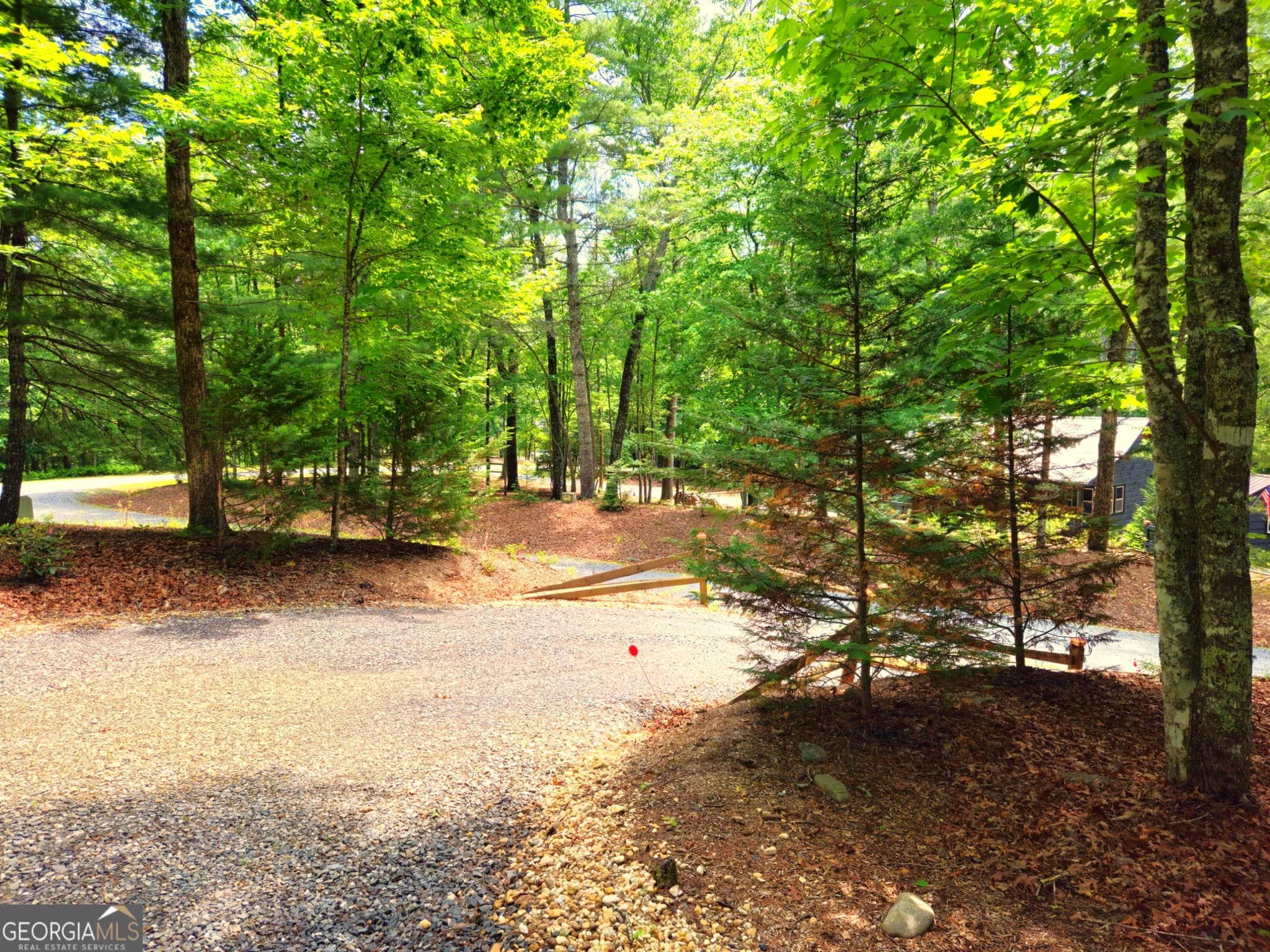 2 bedroom, 2 bathroom, 872 sq ft cabin,single family residence for sale at 211 Winding Brook Trail, Morganton, GA 30560 — photo 6