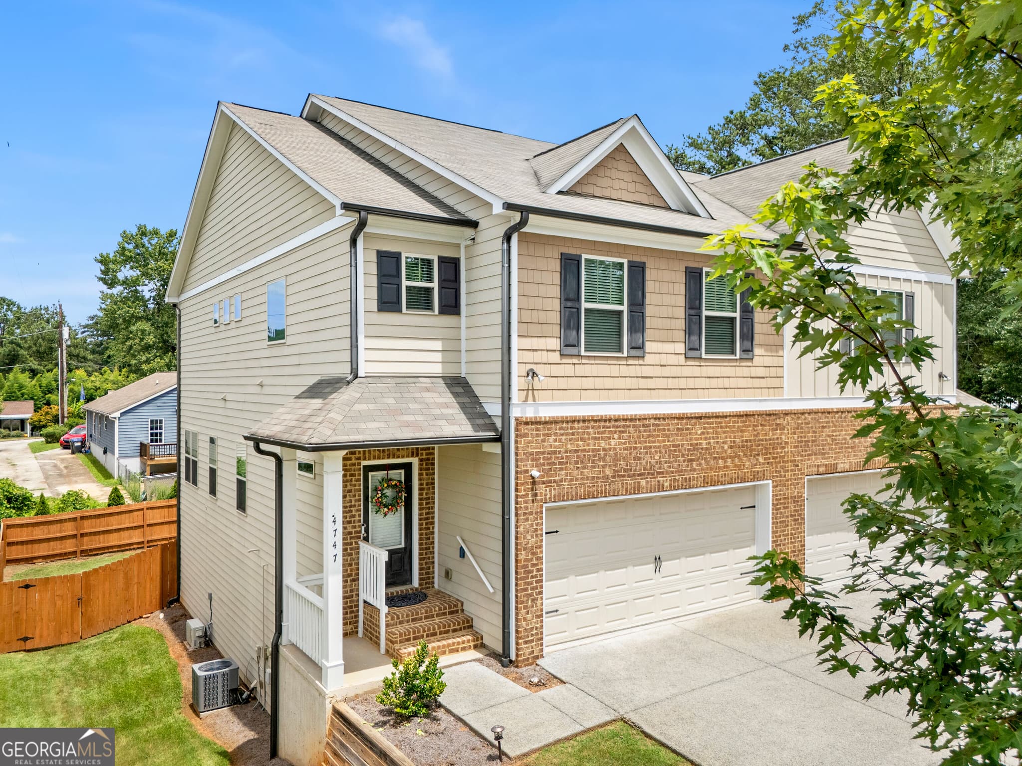 3 bedroom, 3 bathroom, 1,998 sq ft townhouse for rent at 4747 Highland Avenue, Sugar Hill, GA 30518 for $2,400 a month — photo 1 of 42
