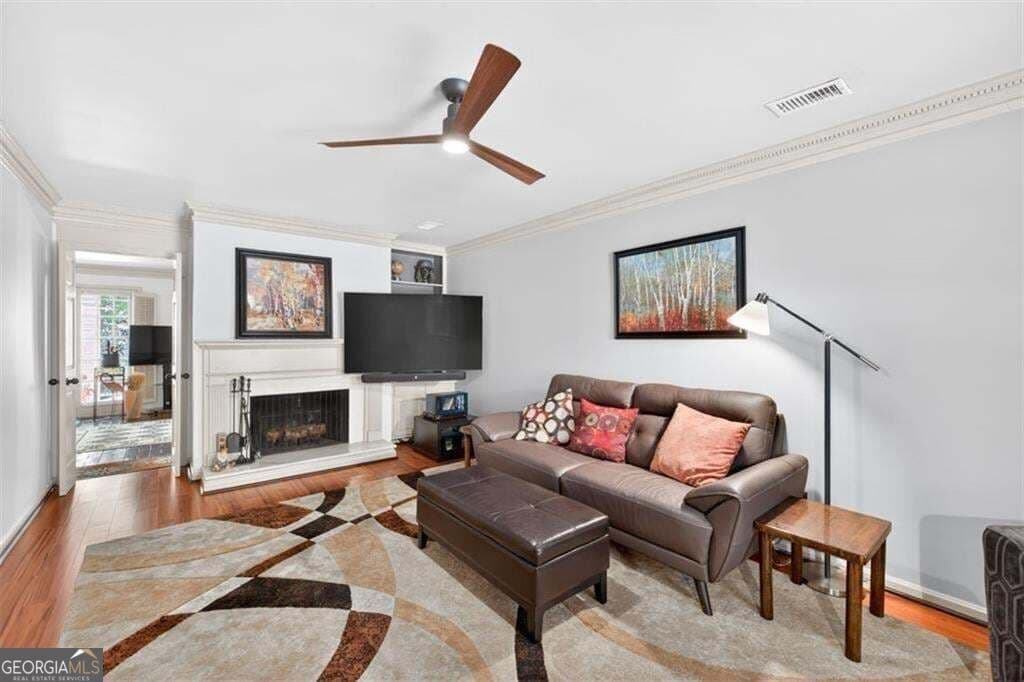 3 bedroom, 2.5 bathroom, 1,944 sq ft townhouse for sale at 1631 Executive Park Lane, Atlanta, GA 30329 — photo 7