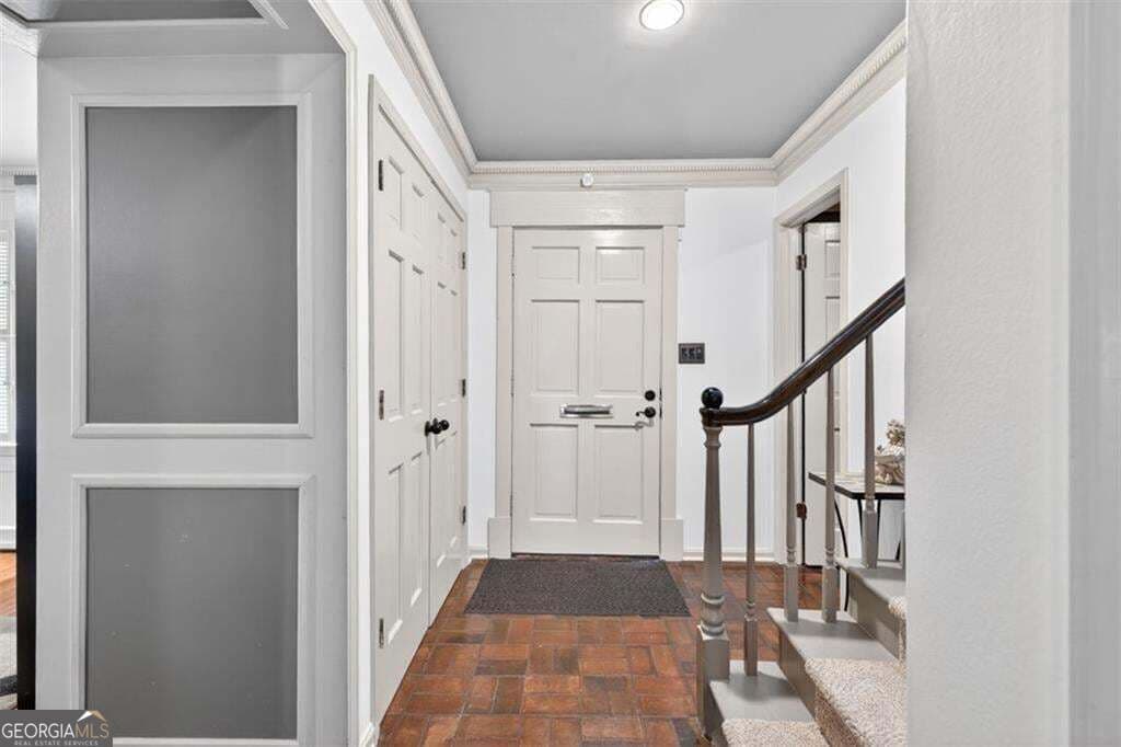 3 bedroom, 2.5 bathroom, 1,944 sq ft townhouse for sale at 1631 Executive Park Lane, Atlanta, GA 30329 — photo 5