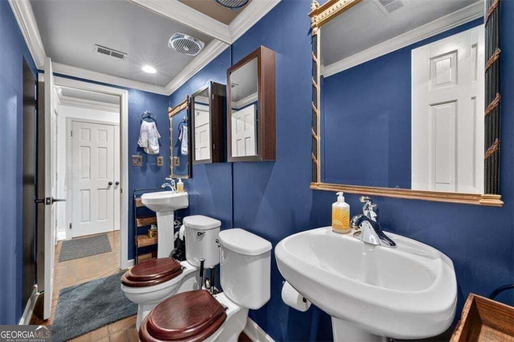3 bedroom, 2.5 bathroom, 1,944 sq ft townhouse for sale at 1631 Executive Park Lane, Atlanta, GA 30329 — photo 4