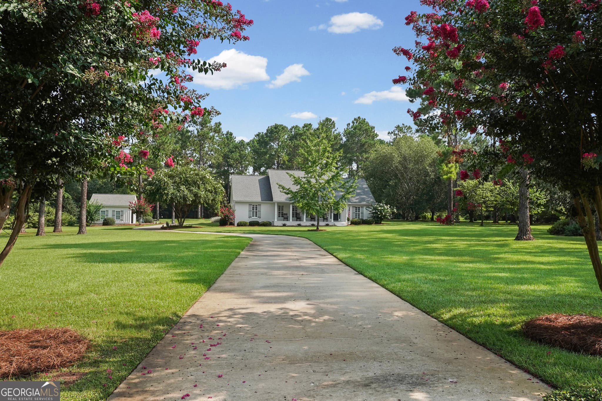 4 bedroom, 2.5 bathroom, 2,484 sq ft single family residence for sale at 340 Hickory Grove Road, Leesburg, GA 31763 — photo 4