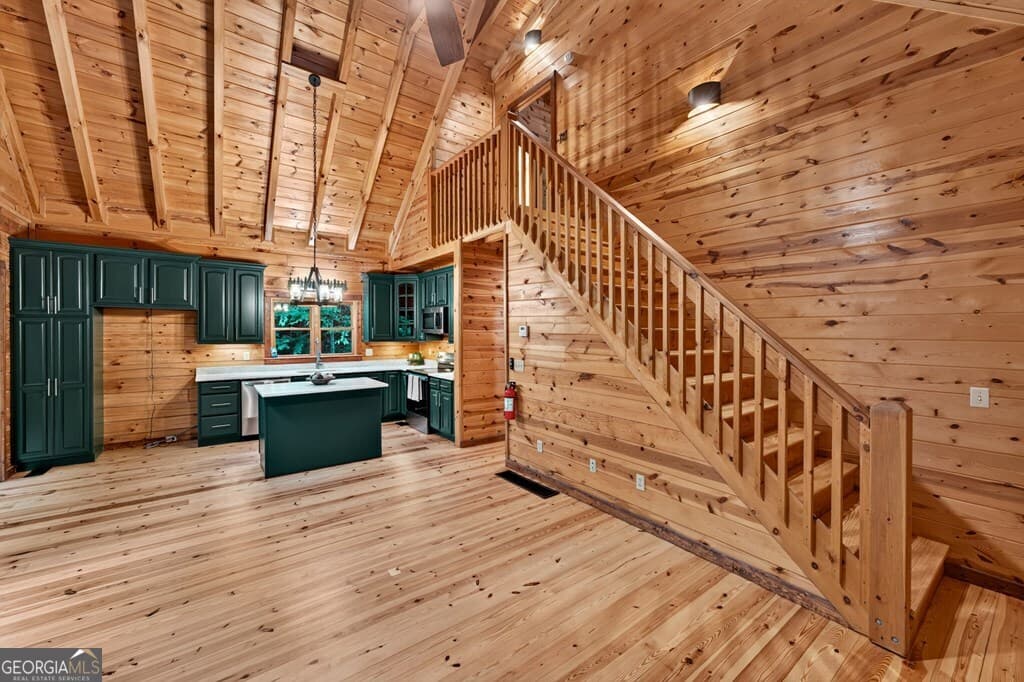 4 bedroom, 3 bathroom, 2,140 sq ft cabin,single family residence for sale at 357 Hemlock Trail, Blue Ridge, GA 30513 — photo 8