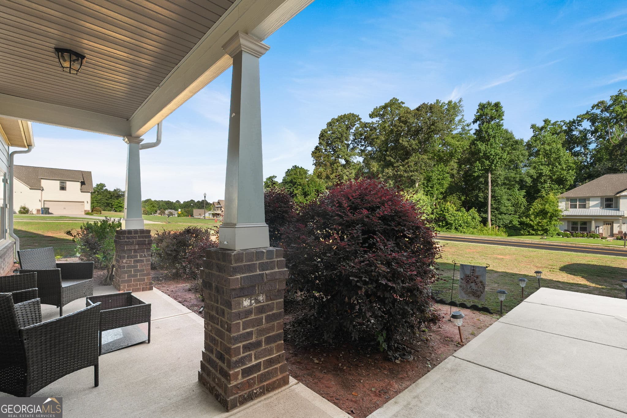 4 bedroom, 3 bathroom, 2,710 sq ft single family residence for sale at 1202 Coldwater Court, Griffin, GA 30224 — photo 6