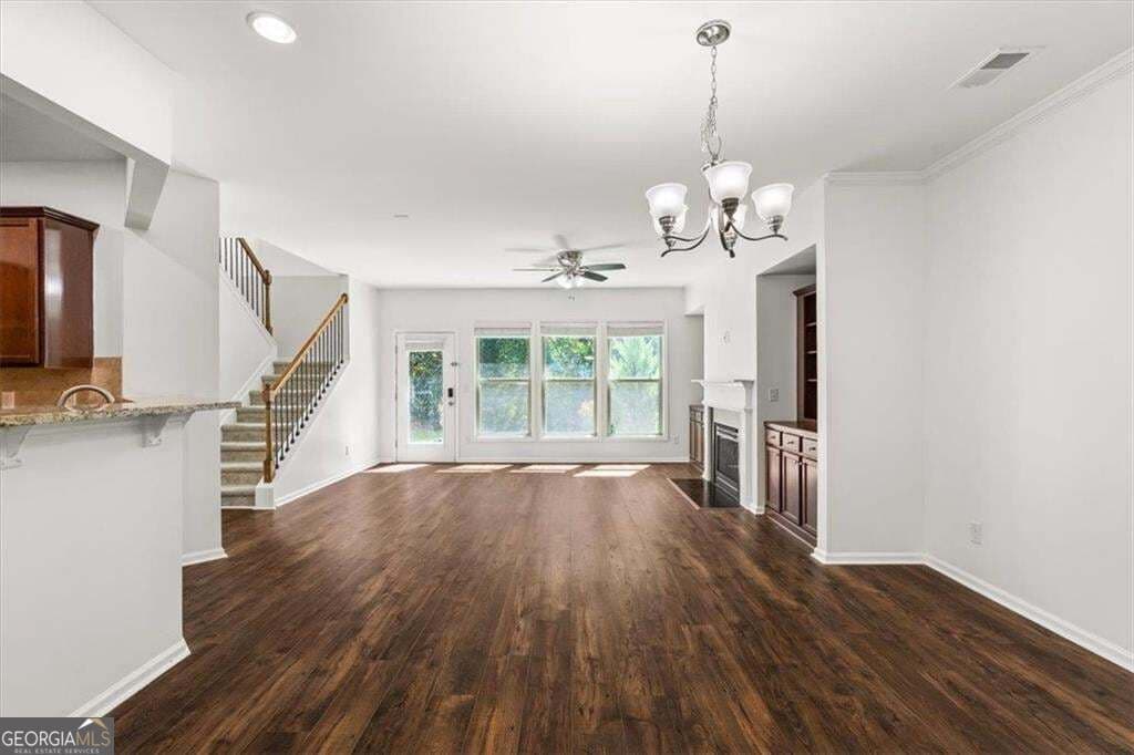 4 bedroom, 3.5 bathroom, 2,183 sq ft townhouse for sale at 13459 Gardiner Lane, Alpharetta, GA 30004 — photo 6
