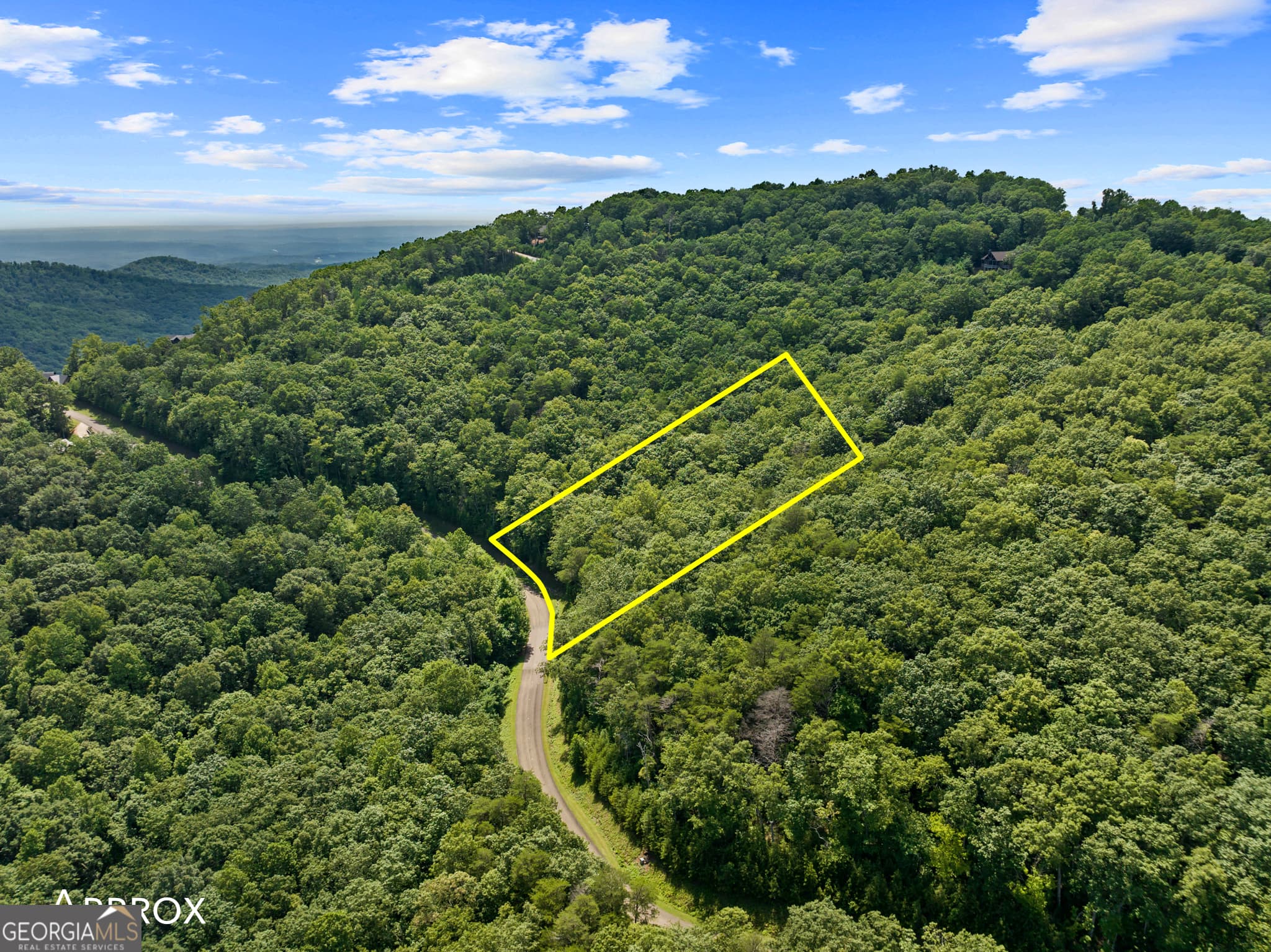 residential lot for sale at 233 Stone Cliff Drive 233, Ellijay, GA 30536 — photo 1 of 22