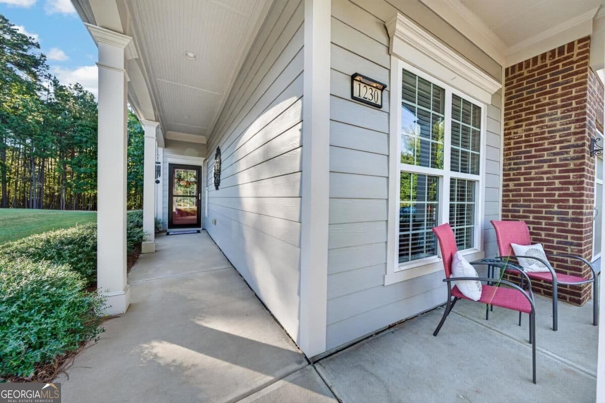2 bedroom, 2 bathroom, 1,325 sq ft single family residence for sale at 1230 Summer Hollow Road, Greensboro, GA 30642 — photo 3