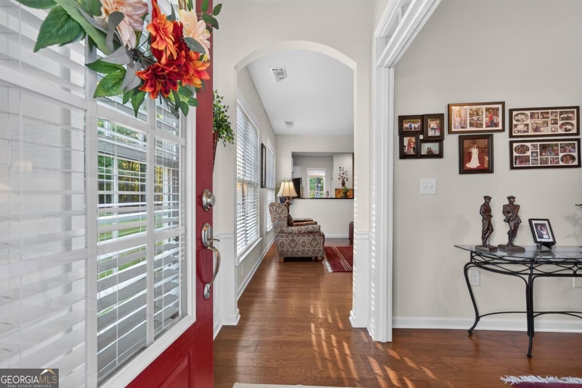 2 bedroom, 2 bathroom, 1,325 sq ft single family residence for sale at 1230 Summer Hollow Road, Greensboro, GA 30642 — photo 5