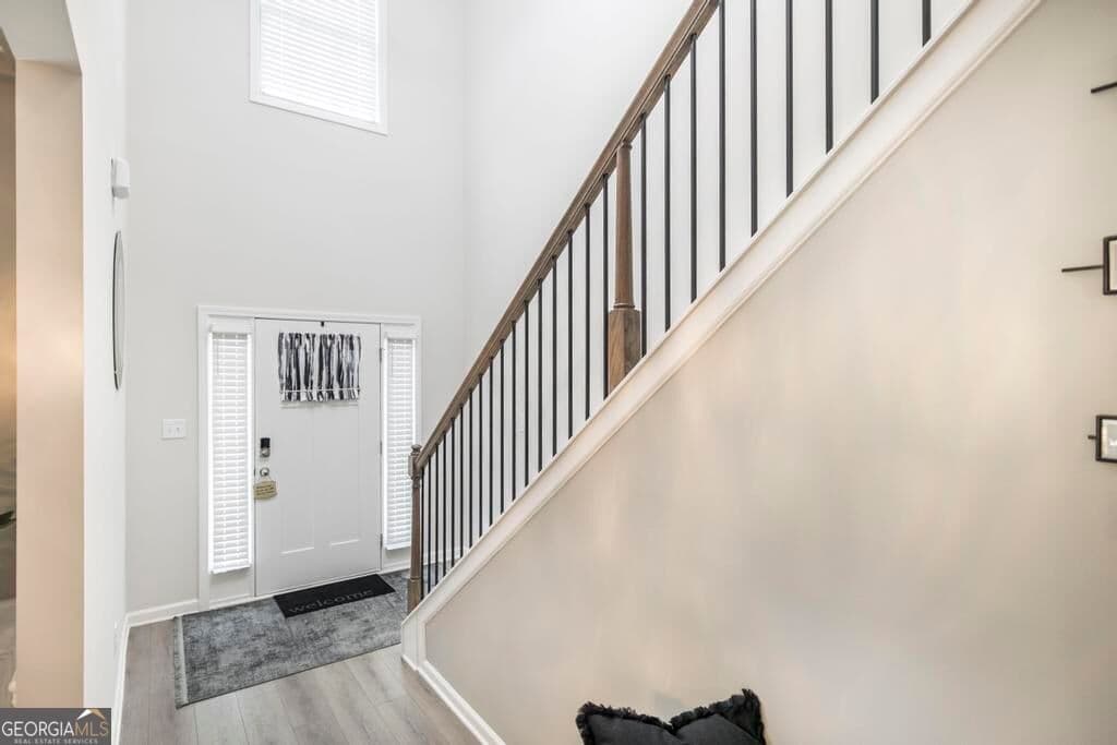 4 bedroom, 2.5 bathroom, 2,466 sq ft single family residence for sale at 4580 Capulet Court, Forsyth, GA 31029 — photo 6