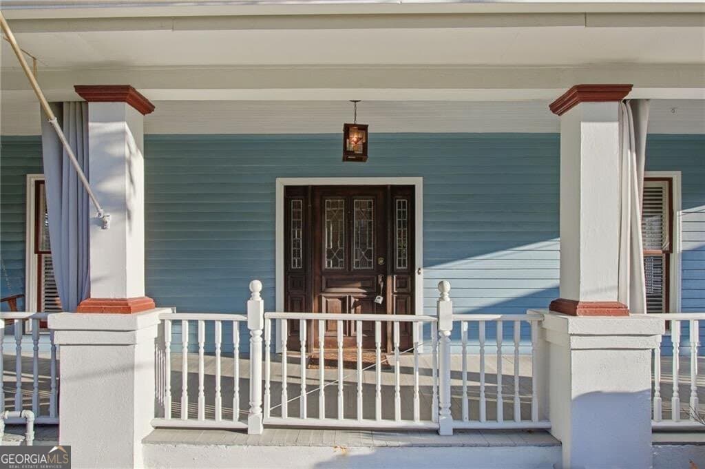 3 bedroom, 1.5 bathroom, 1,634 sq ft single family residence for sale at 814 Antone Street, Atlanta, GA 30318 — photo 3