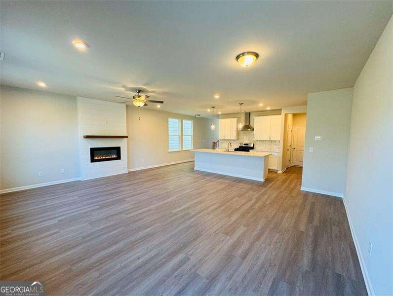 3 bedroom, 2.5 bathroom, 2,038 sq ft townhouse for rent at 4645 Amethyst Cove, Kennesaw, GA 30144 for $2,600 a month — photo 2