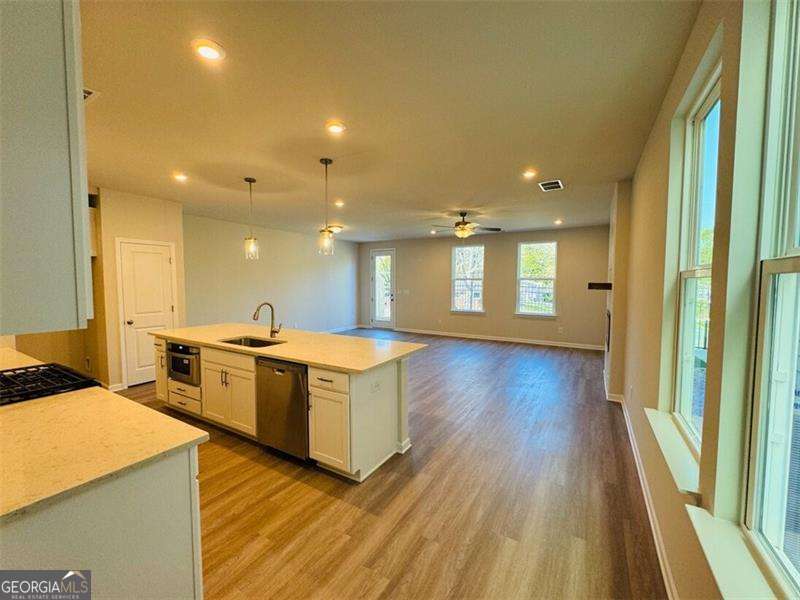 3 bedroom, 2.5 bathroom, 2,038 sq ft townhouse for rent at 4645 Amethyst Cove, Kennesaw, GA 30144 for $2,600 a month — photo 3
