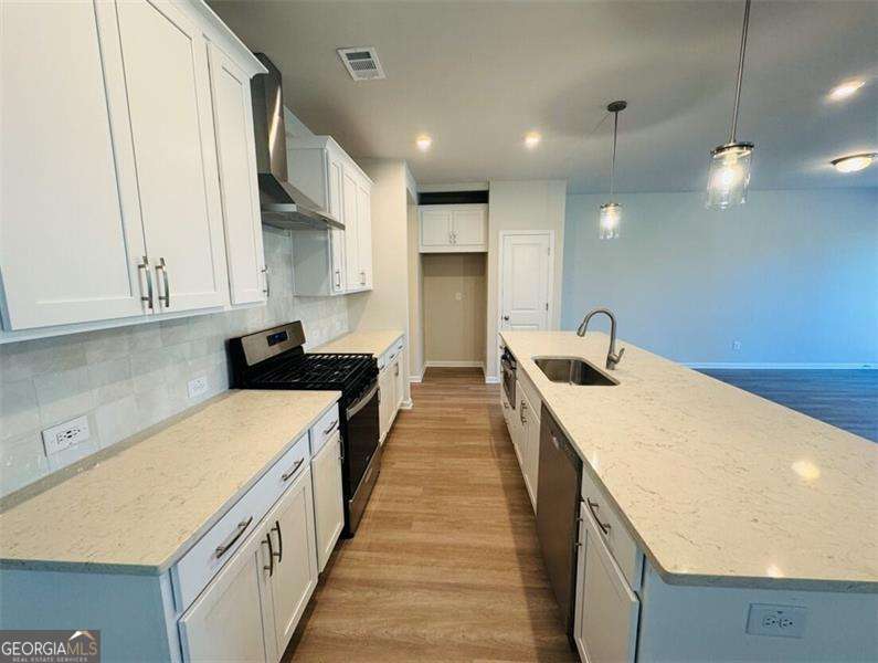 3 bedroom, 2.5 bathroom, 2,038 sq ft townhouse for rent at 4645 Amethyst Cove, Kennesaw, GA 30144 for $2,600 a month — photo 5