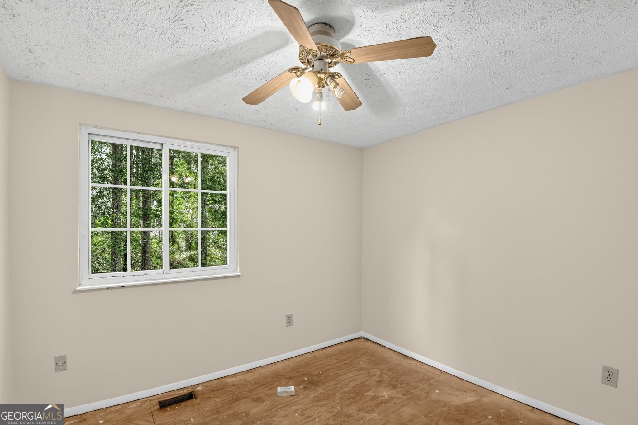 4 bedroom, 2 bathroom, 1,788 sq ft single family residence for sale at 4755 White Oak Trail, Stone Mountain, GA 30088 — photo 10