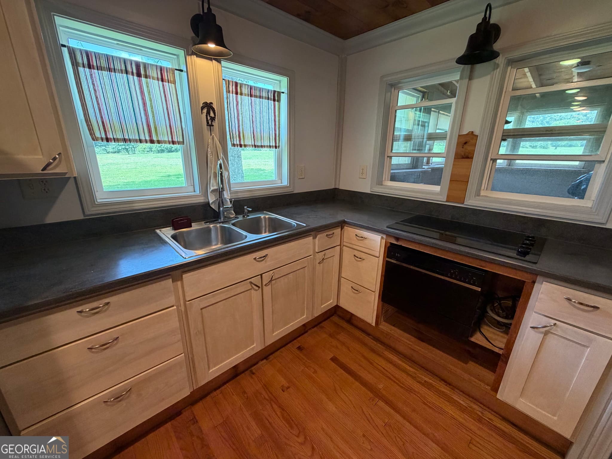 2 bedroom, 1 bathroom, 780 sq ft farm for sale at 525 Amys Creek Road 3 AC, Clarkesville, GA 30523 — photo 7