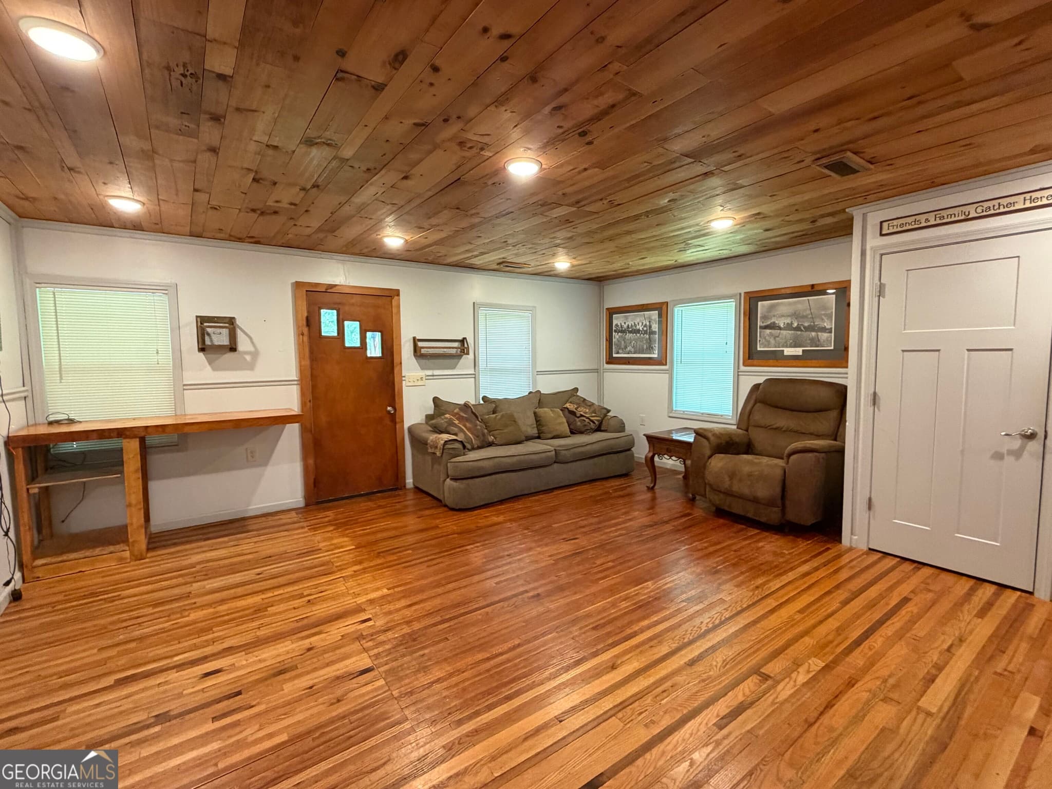 2 bedroom, 1 bathroom, 780 sq ft farm for sale at 525 Amys Creek Road 3 AC, Clarkesville, GA 30523 — photo 3