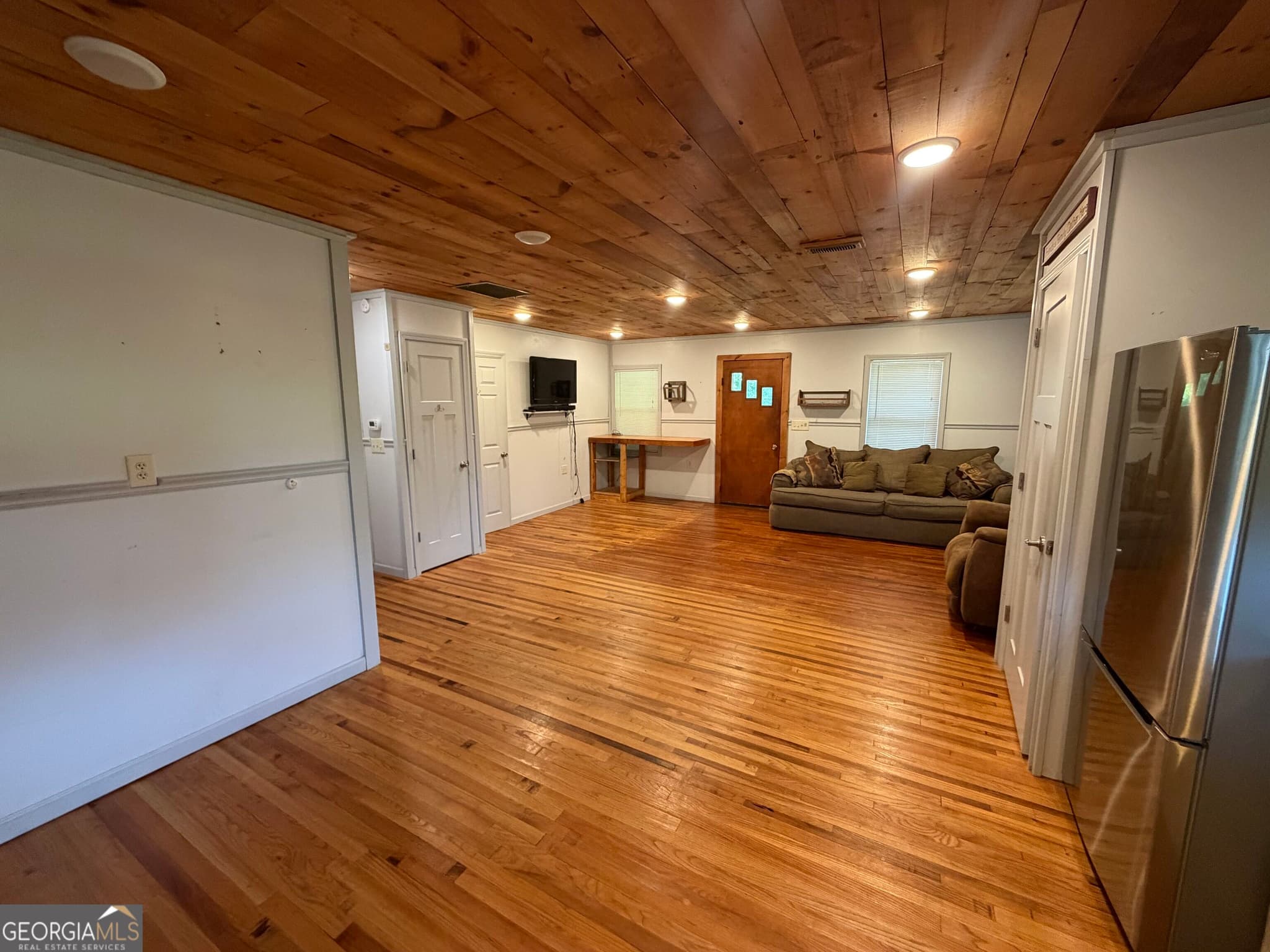 2 bedroom, 1 bathroom, 780 sq ft farm for sale at 525 Amys Creek Road 3 AC, Clarkesville, GA 30523 — photo 5