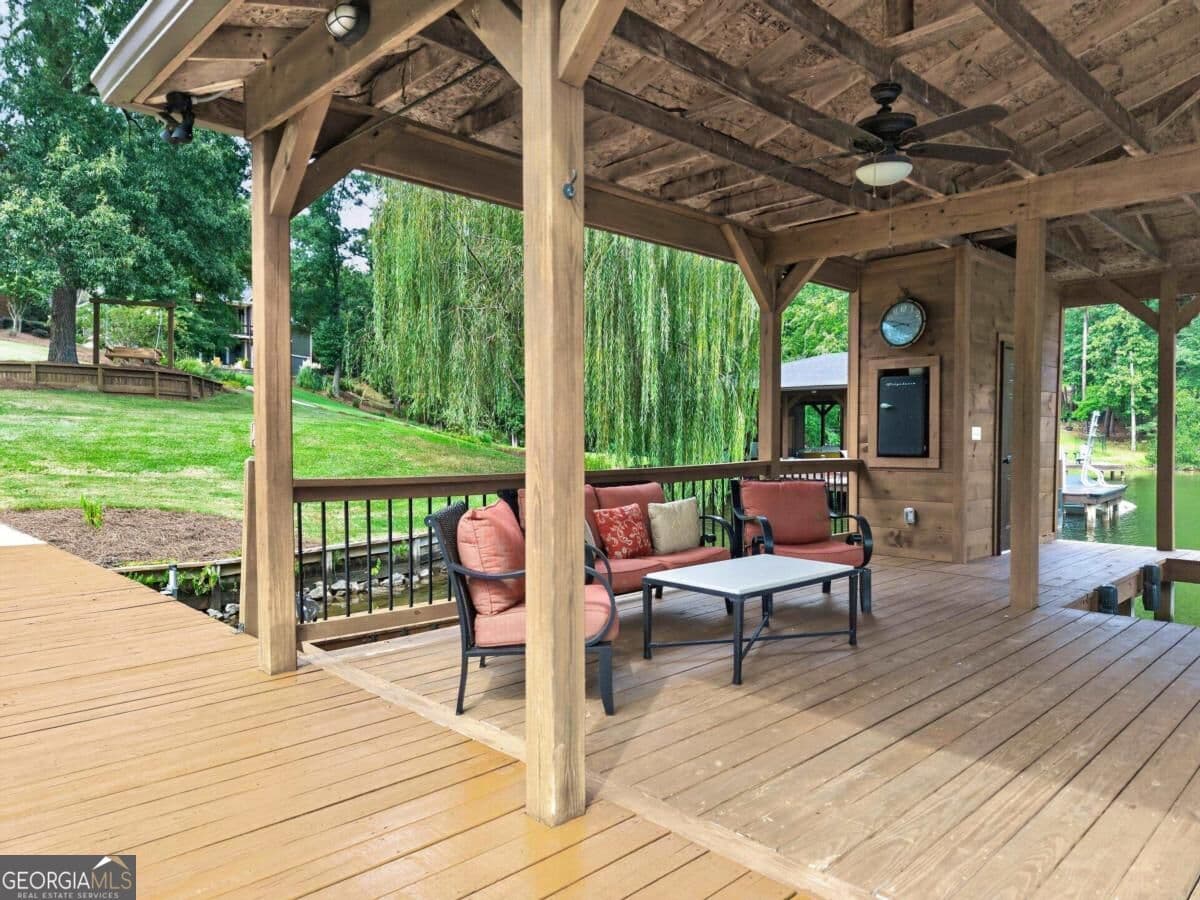 5 bedroom, 2.5 bathroom, 3,798 sq ft cabin,single family residence for sale at 237 Chicory Road, Milledgeville, GA 31061 — photo 8