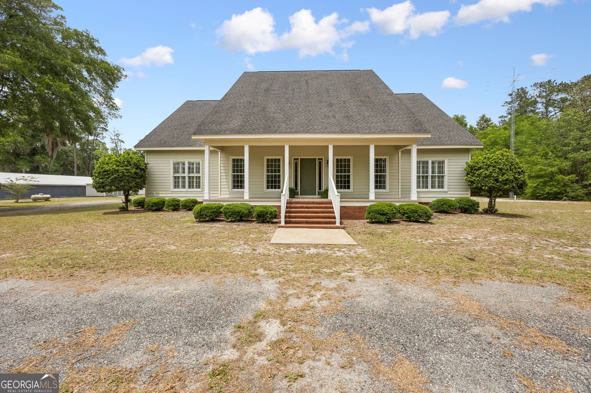 5 bedroom, 3 bathroom, 4,073 sq ft single family residence under contract at 315 Martin Street, Folkston, GA 31537 — photo 4
