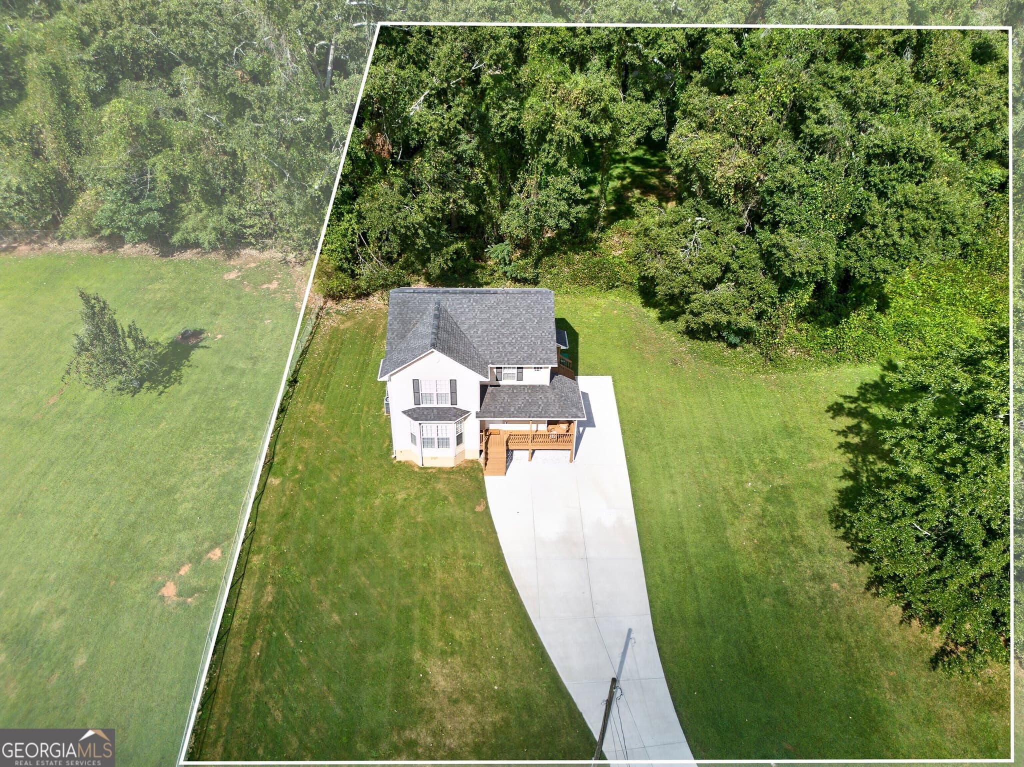 3 bedroom, 2.5 bathroom, 1,748 sq ft single family residence for sale at 203A Thurmond Street, Palmetto, GA 30268 — photo 3