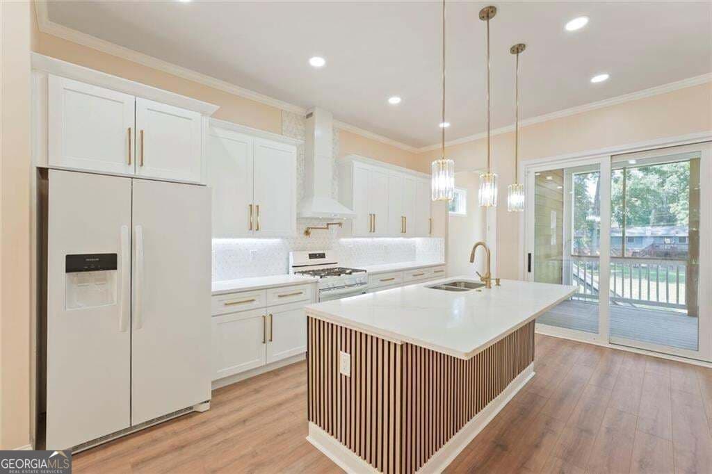 7 bedroom, 4 bathroom, 3,400 sq ft single family residence for sale at 3395 Lee Place, Atlanta, GA 30349 — photo 7