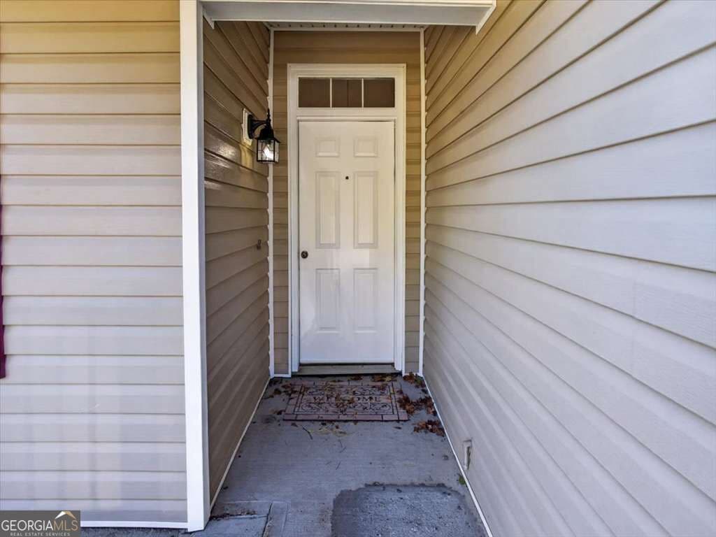 3 bedroom, 2 bathroom, 1,483 sq ft single family residence for sale at 3549 Clearview Drive, Rex, GA 30273 — photo 6