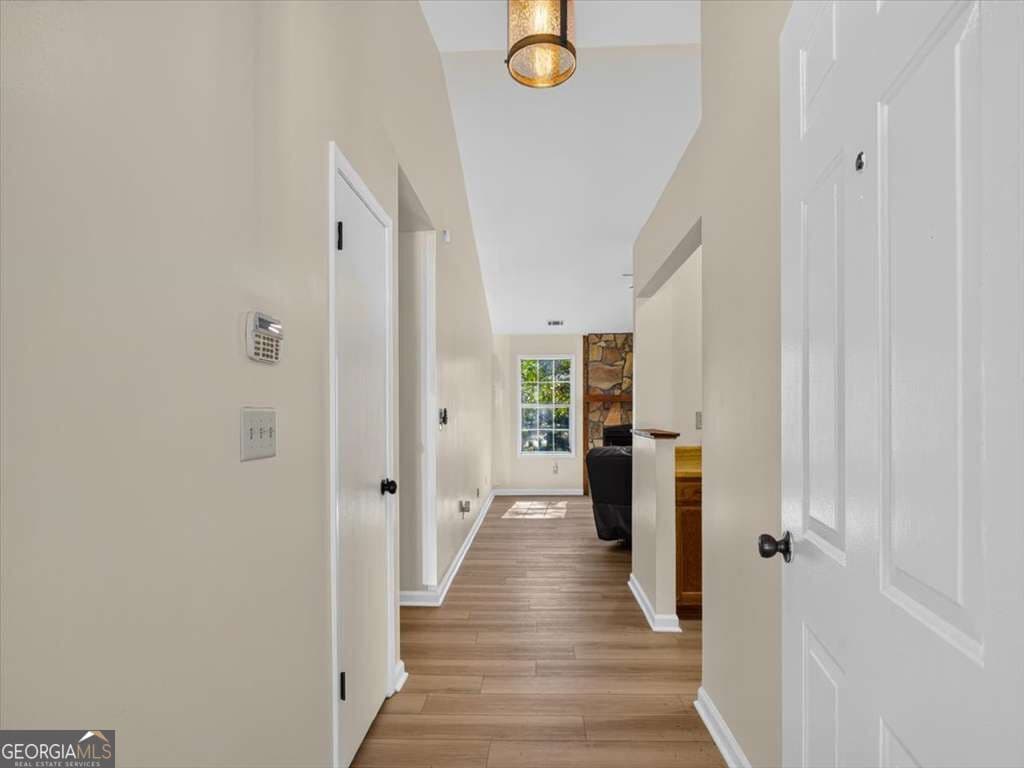3 bedroom, 2 bathroom, 1,483 sq ft single family residence for sale at 3549 Clearview Drive, Rex, GA 30273 — photo 7