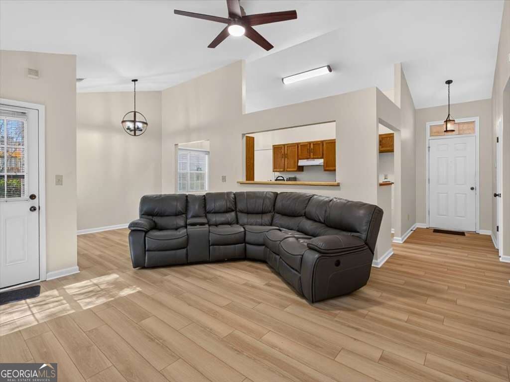 3 bedroom, 2 bathroom, 1,483 sq ft single family residence for sale at 3549 Clearview Drive, Rex, GA 30273 — photo 10