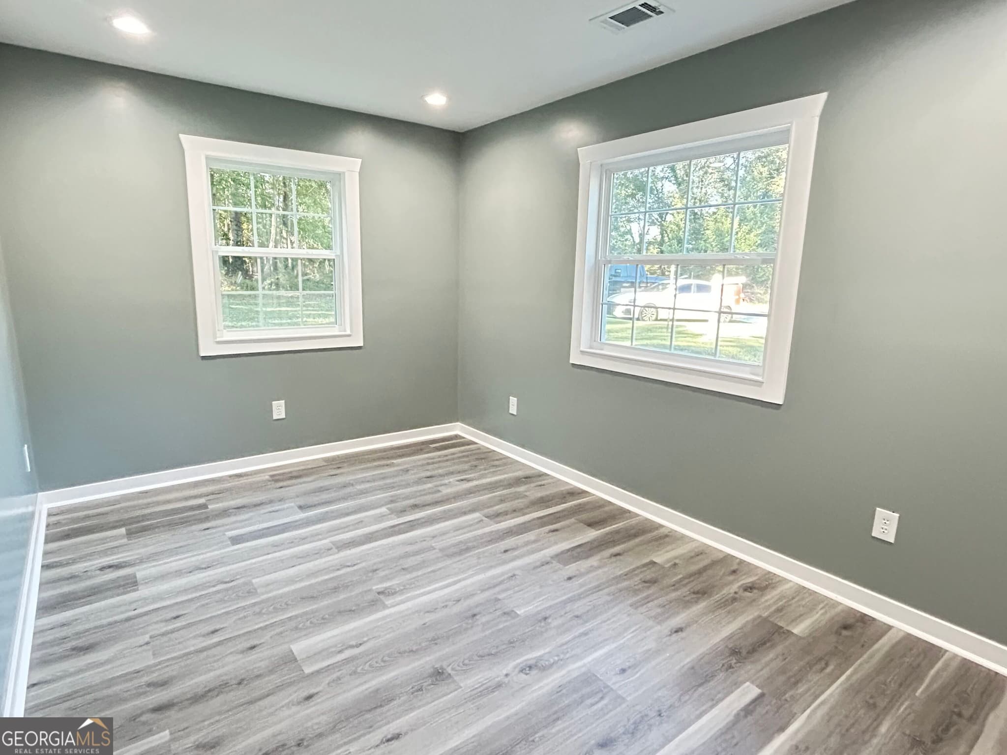 3 bedroom, 2 bathroom, 1,372 sq ft single family residence for sale at 109 Vernon Street, Toccoa, GA 30577 — photo 9