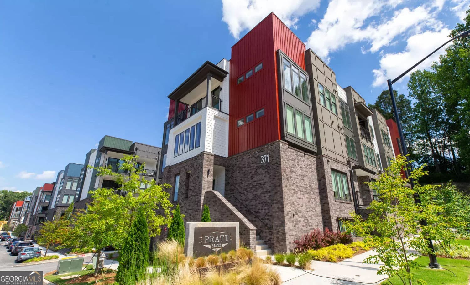 2 bedroom, 2 bathroom, 2,573 sq ft condominium for rent at 400 Pratt Drive, Atlanta, GA 30315 for $2,800 a month — photo 1 of 20