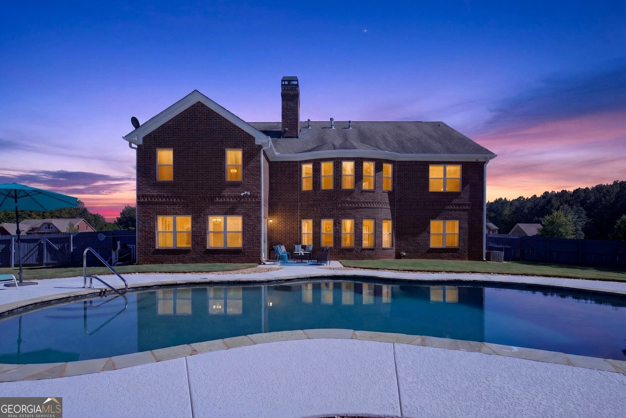 7 bedroom, 5 bathroom, 5,779 sq ft single family residence for sale at 52 Ranan Lane, Newnan, GA 30263 — photo 5