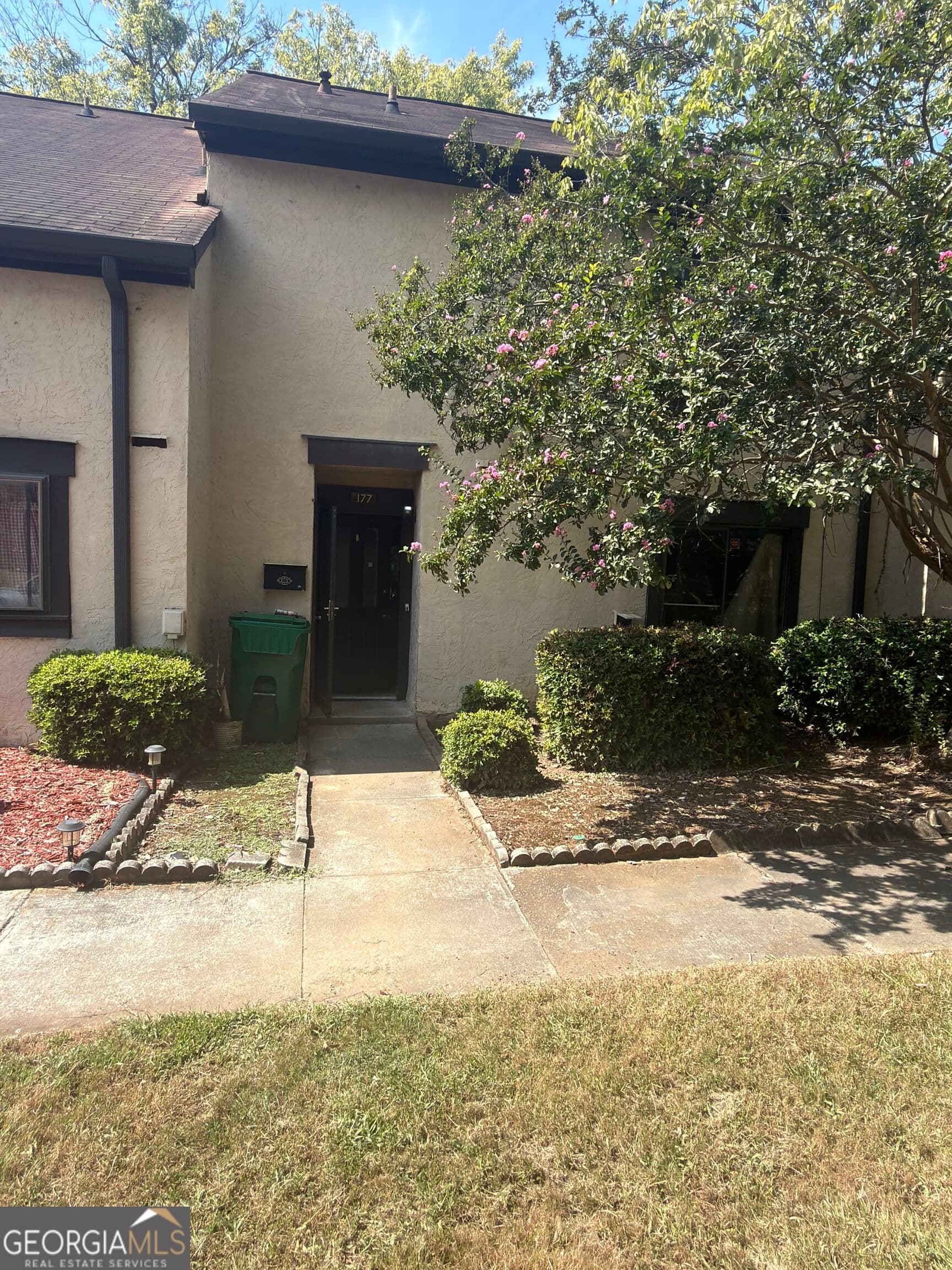 3 bedroom, 2.5 bathroom, 2,826 sq ft condominium for rent at 177 Tiburon Drive, Lithonia, GA 30038 for $1,100 a month — photo 1 of 2