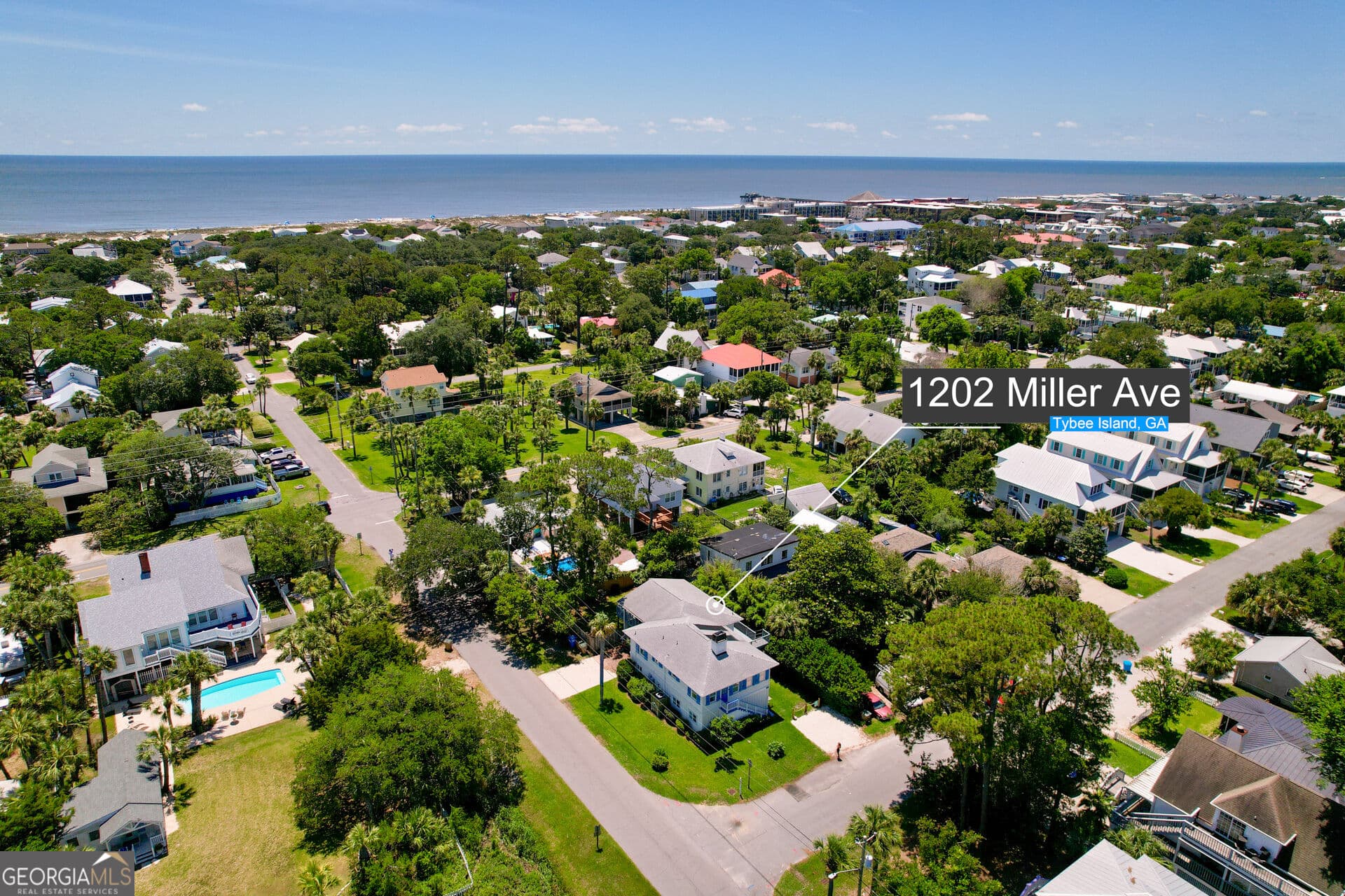 1 bedroom, 1 bathroom, 595 sq ft apartment for rent at 1202 Miller Avenue, Tybee Island, GA 31328 for $2,050 a month — photo 2